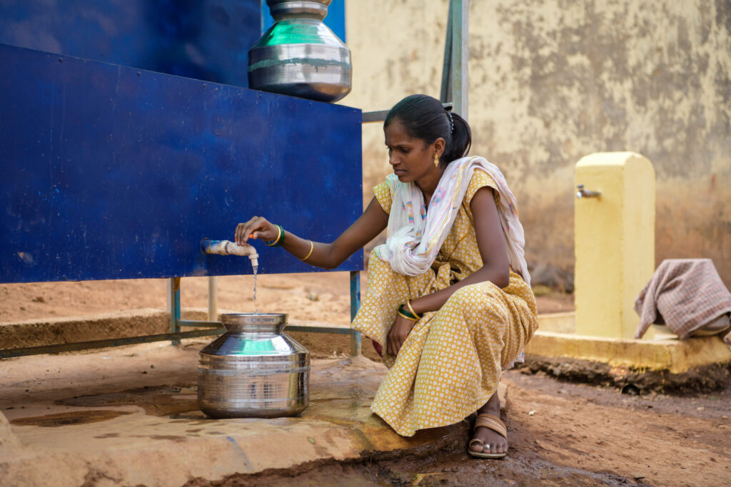 Indien: Med bedre adgang til vand kan kvinder som Lata Noushu Pardhi nu bruge mere tid på produktive aktiviteter.